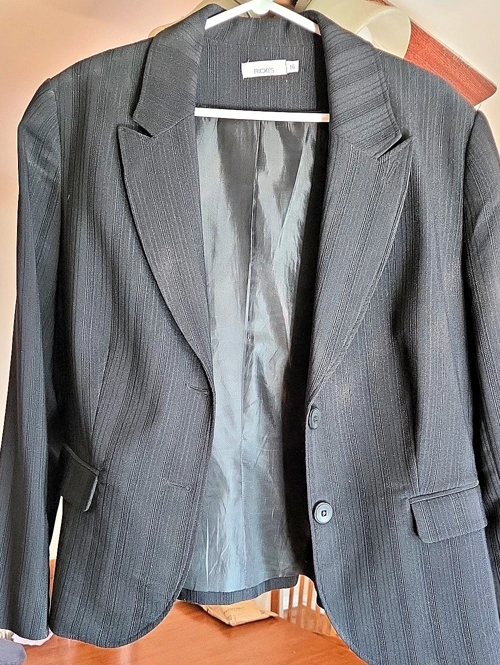 Ricki's Black Blazer Size 16